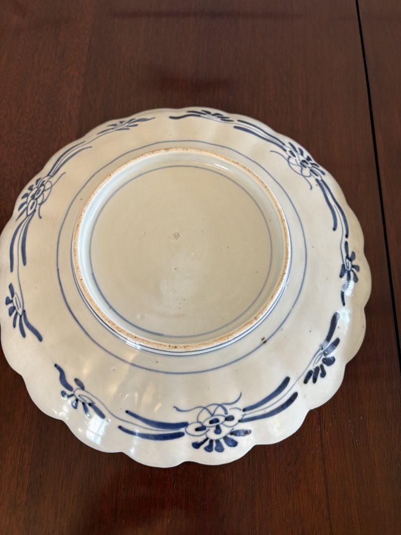 Quality Pair of Antique Japanese Hand Painted Imari Plates - Image 13